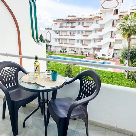 Torremolinos: Quiet 1bedroom With Pool & Sea Views Appartamento