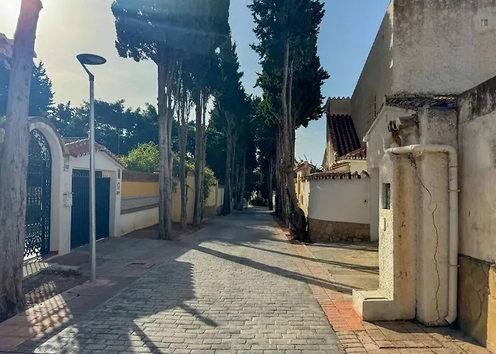 Torremolinos: Quiet 1bedroom With Pool & Sea Views Apartment *