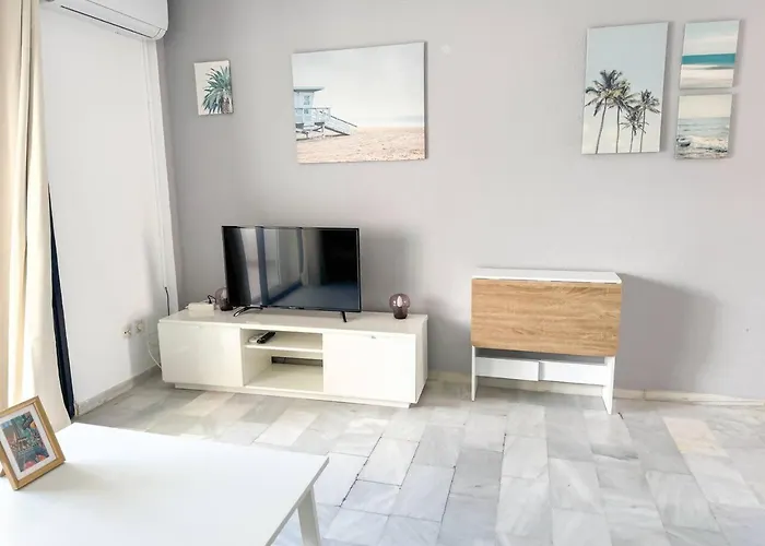 Apartment Torremolinos: Quiet 1bedroom With Pool & Sea Views *